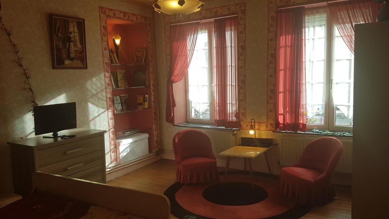 Bed and Breakfast Le Point Du Jour Revin  Экстерьер фото