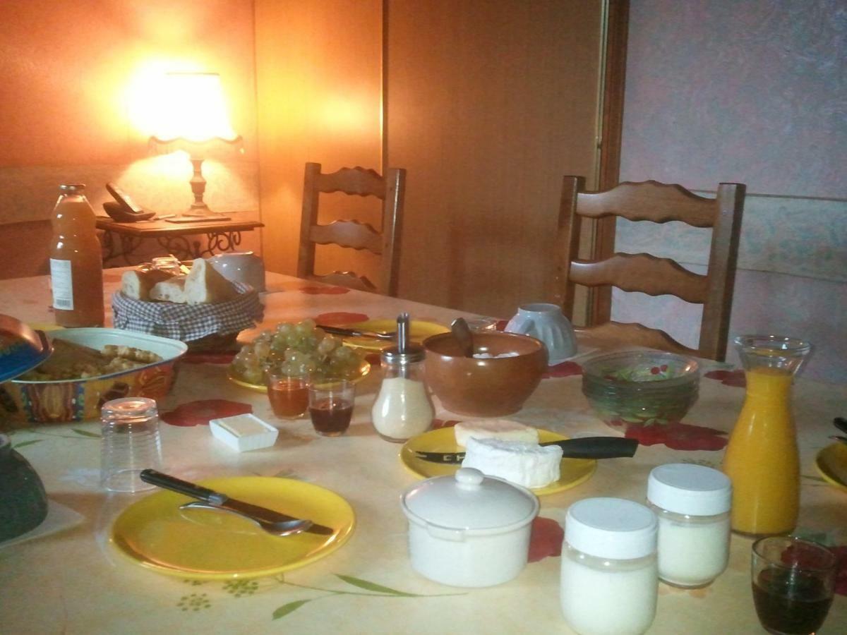 Bed and Breakfast Le Point Du Jour Revin  Экстерьер фото