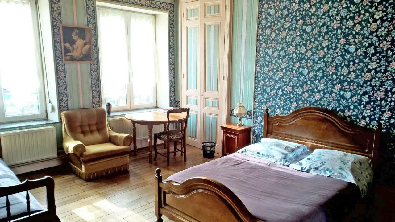 Bed and Breakfast Le Point Du Jour Revin  Экстерьер фото